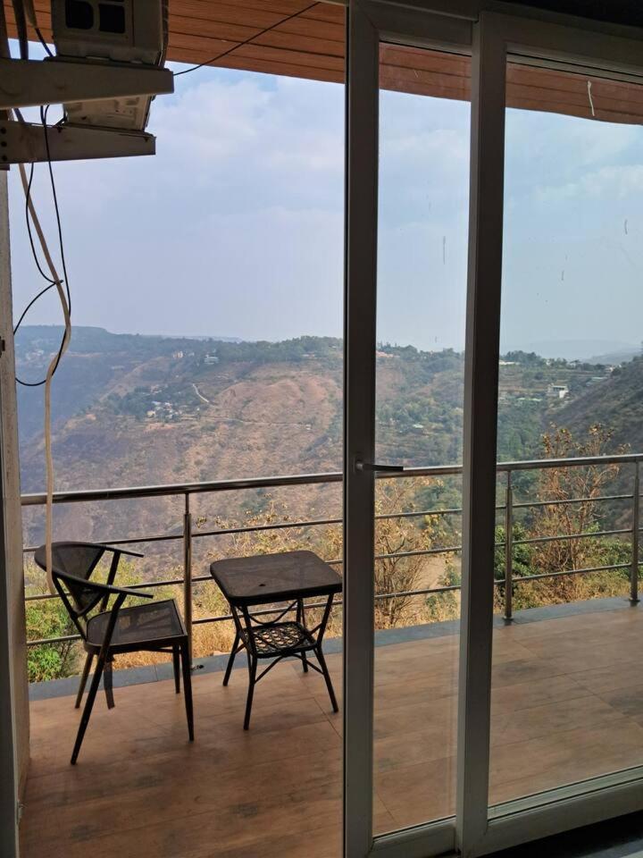 Hillview Rooms By 29 Bungalow Panchgani Exterior foto